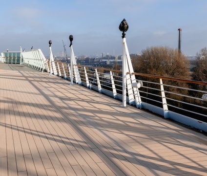 Extended lifecycle of the deck