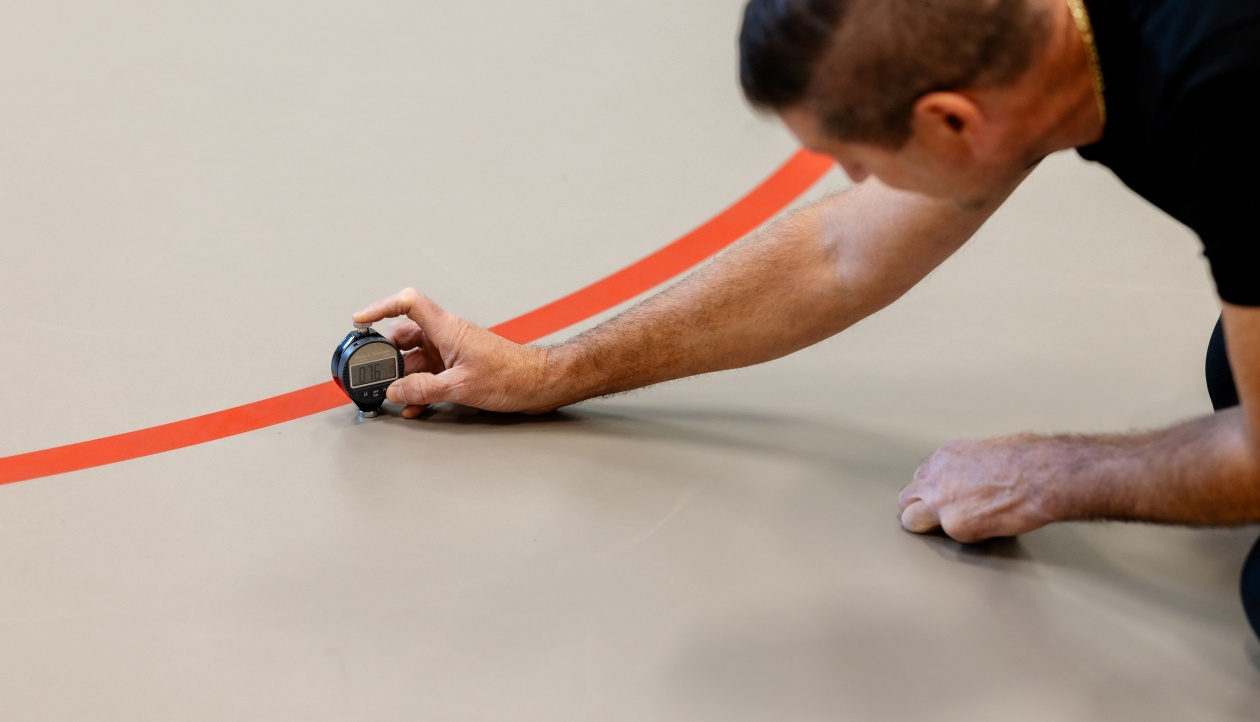 Renovate or replace a sports floor: when to choose which?