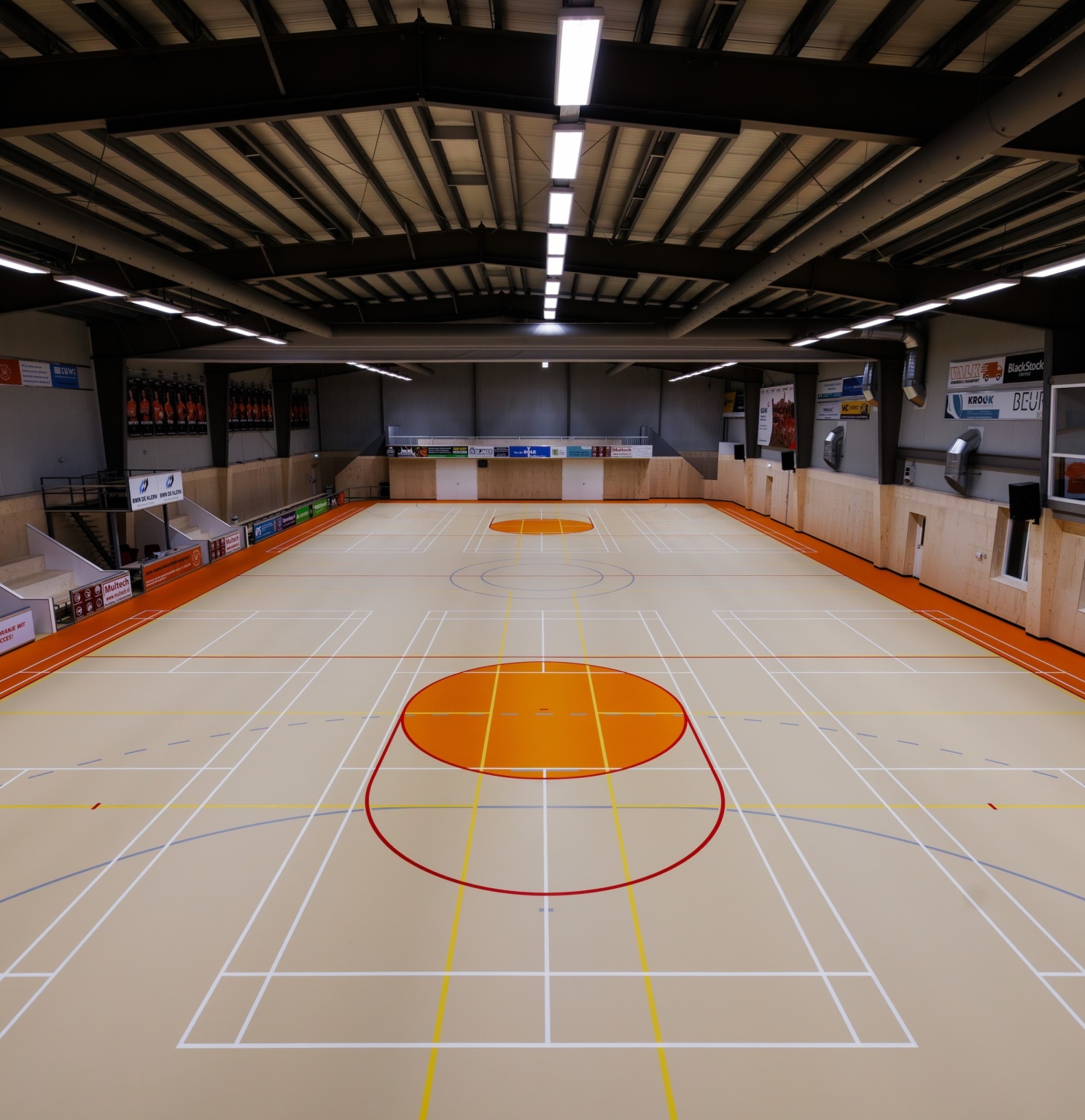Oranje Wit Hal Dordrecht